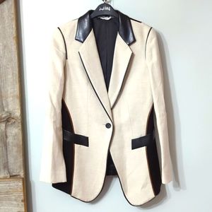 Soskens woman's suit jacket, size medium